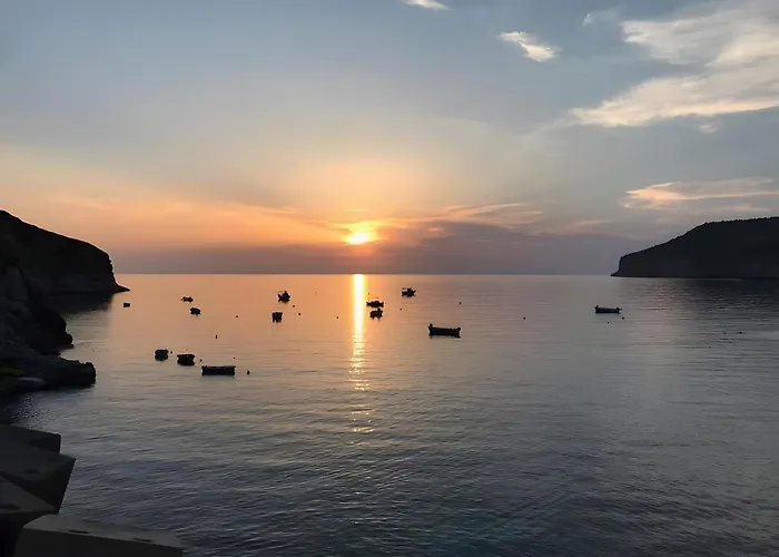 Elements Of Diros Casa de hóspedes